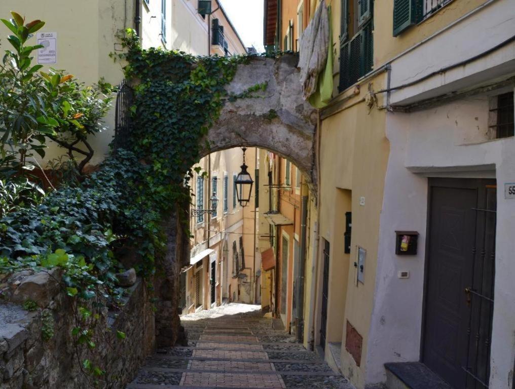 Casa Rosa Lucia Centrale Con Parcheggio San Remo Extérieur photo