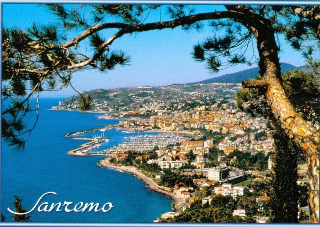 Casa Rosa Lucia Centrale Con Parcheggio San Remo Extérieur photo