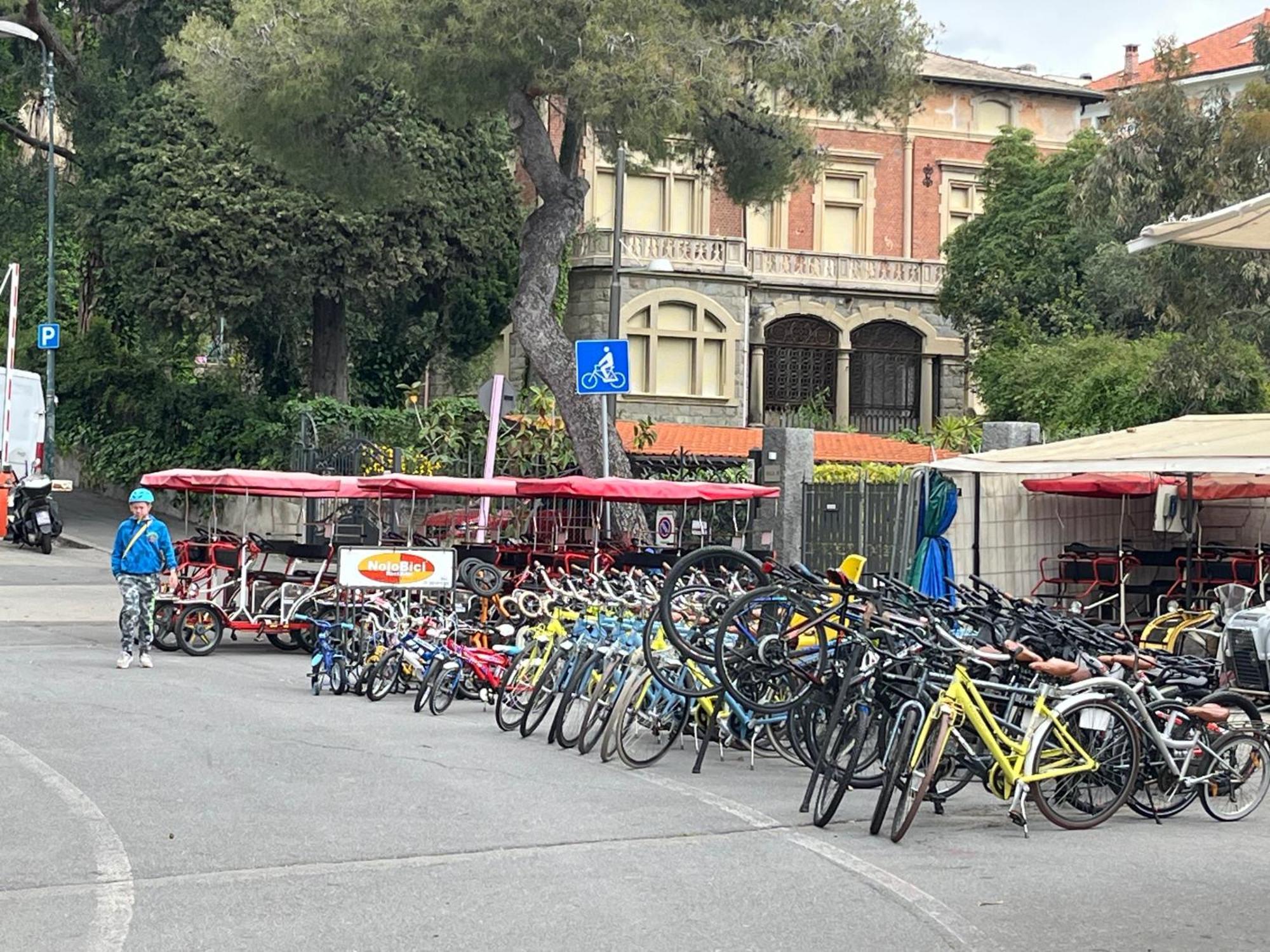 Casa Rosa Lucia Centrale Con Parcheggio San Remo Extérieur photo